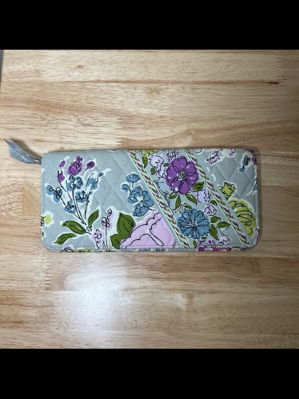 Vera Bradley Watercolor Travel Wallet Retired Print Vintage - Picture 1 of 9